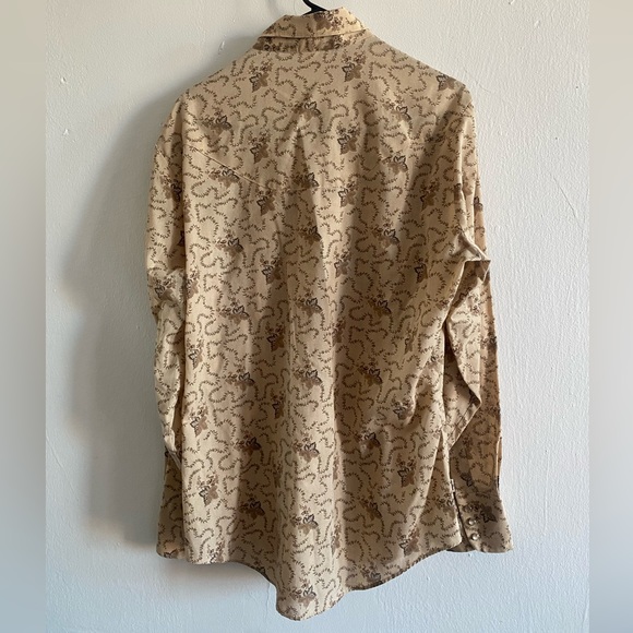 Levi’s shirt - Picture 2 of 4